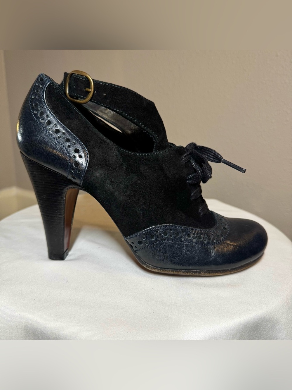 Chie Mihara Navy Veranda Oxford Heels Size 39 - Picture 6 of 16